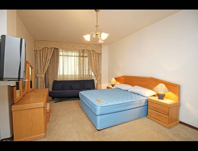 1 BEDROOM APARTMENT FOR SALE IN HOUGHTON ESTATE